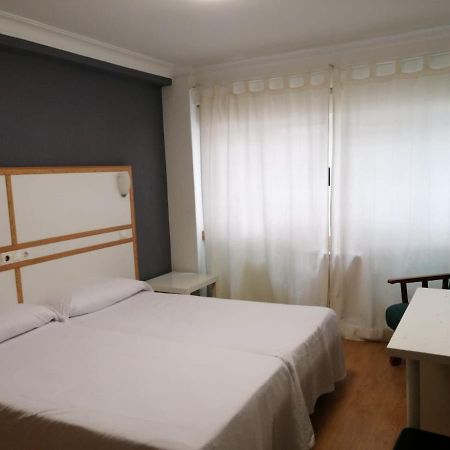 Hostal Mara A Coruna Luaran gambar