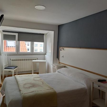Hostal Mara A Coruna Luaran gambar