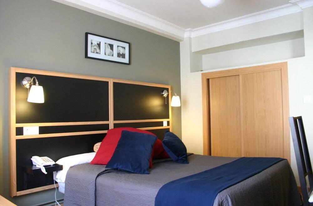 Hostal Mara A Coruna Luaran gambar